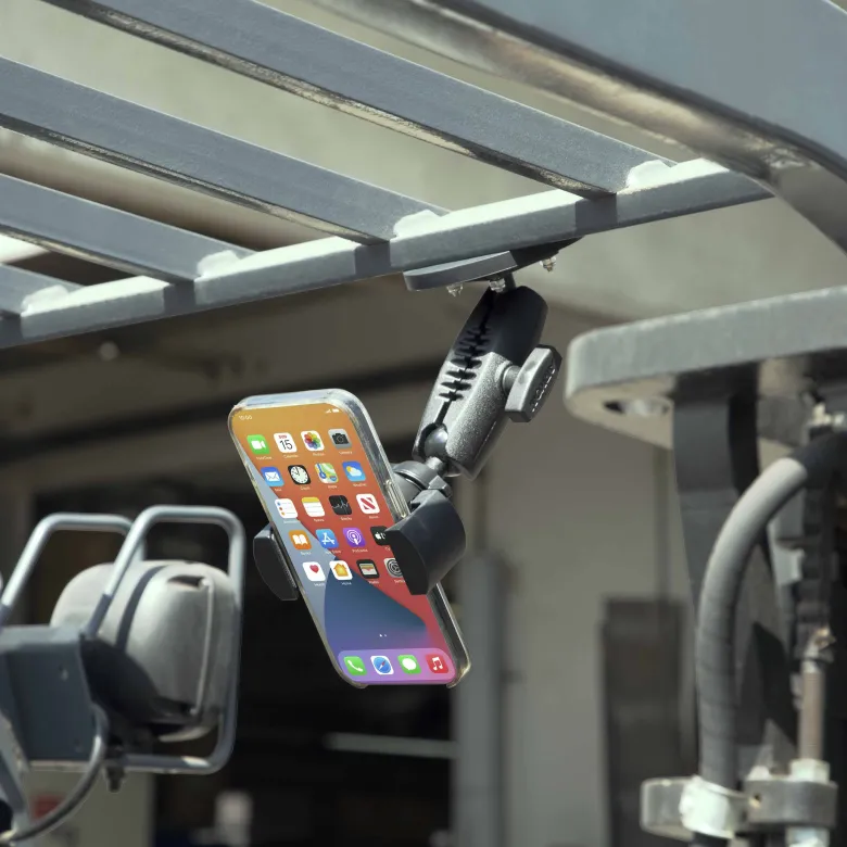 RoadVise® XL Phone and Midsize Tablet Magnetic Mount